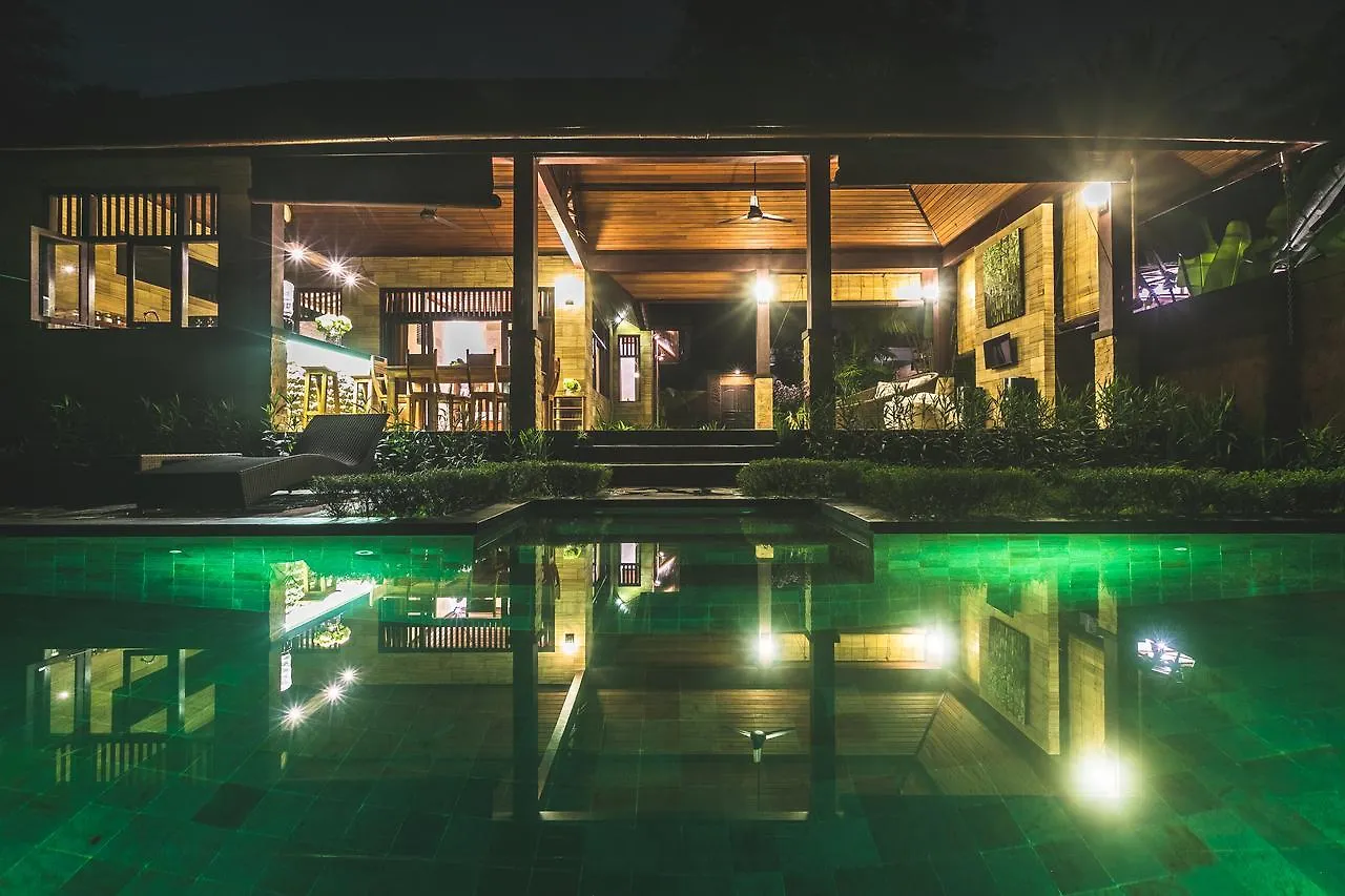 A Priori Villa Ubud  ウブド